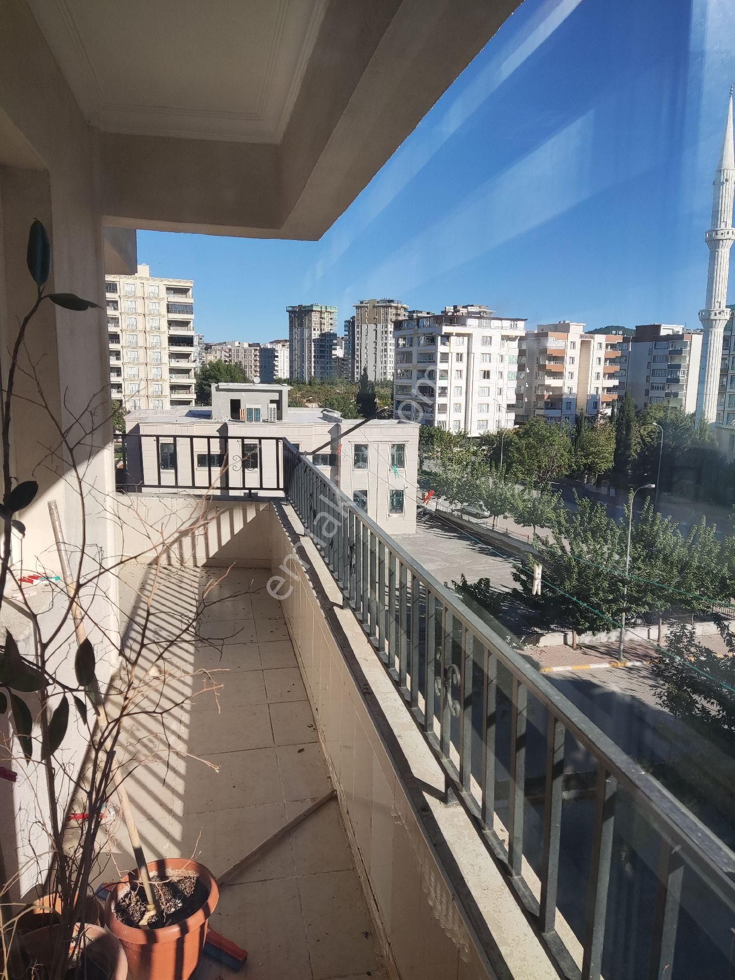 Karaköprü Atakent Mahallesi'nde Satılık 3+1 Ara Kat Daire - Görsel 8