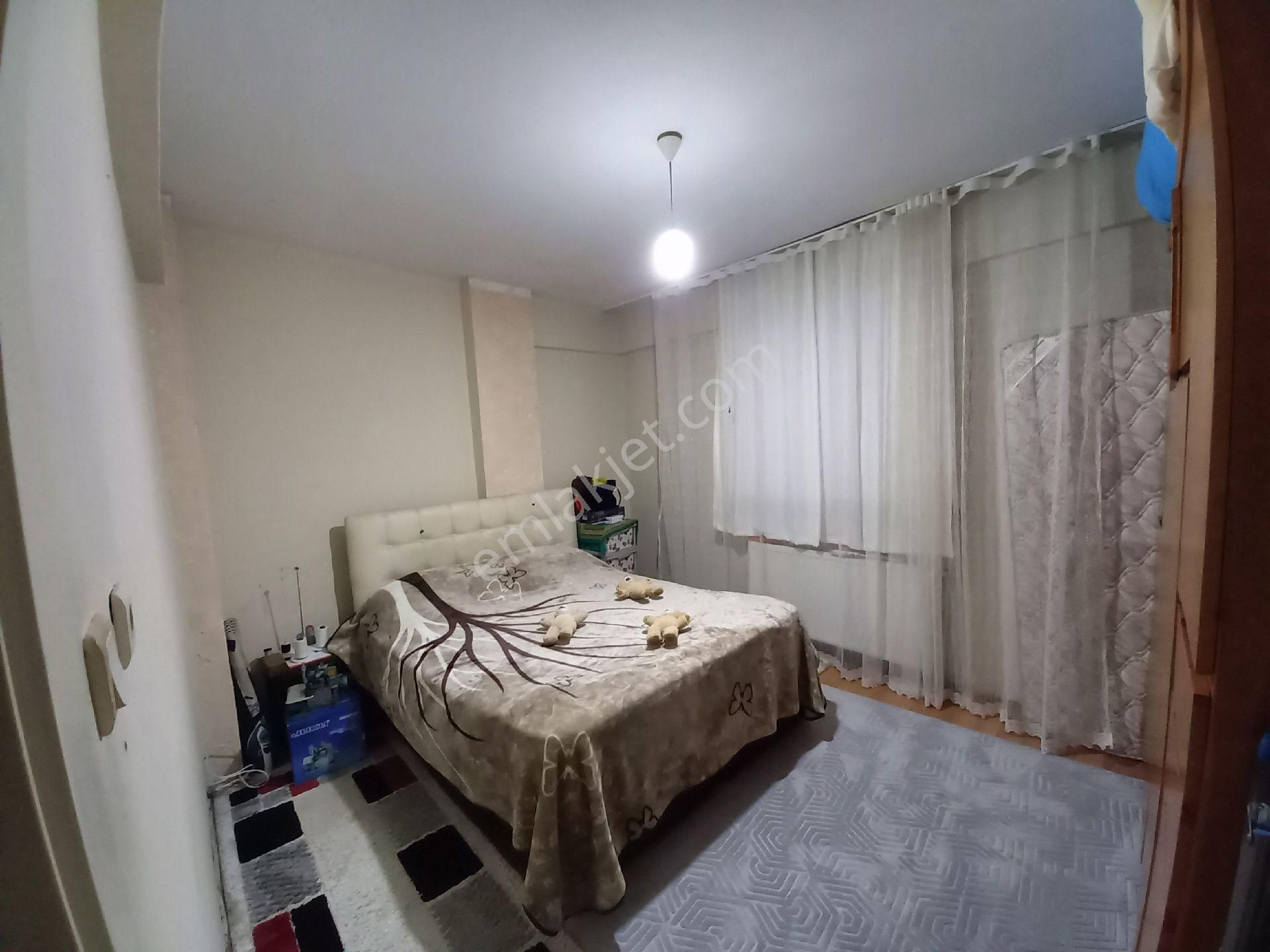 Bahçelievler Yenibosna Çobançeşme Mah Satılık Bahçe Katı Daire 2+1 - Görsel 16