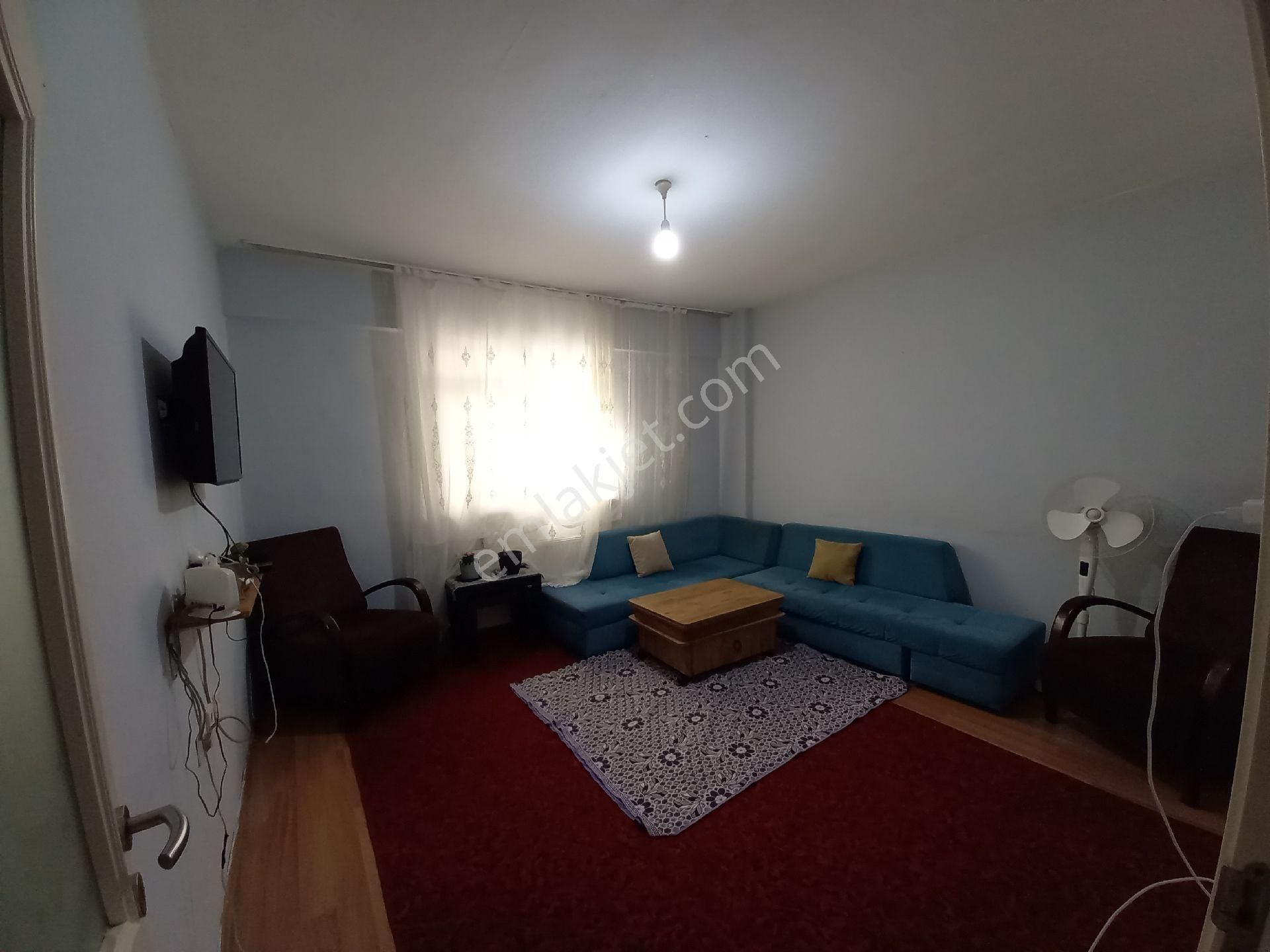 Bahçelievler Yenibosna Çobançeşme Mah Satılık Bahçe Katı Daire 2+1 - Görsel 3