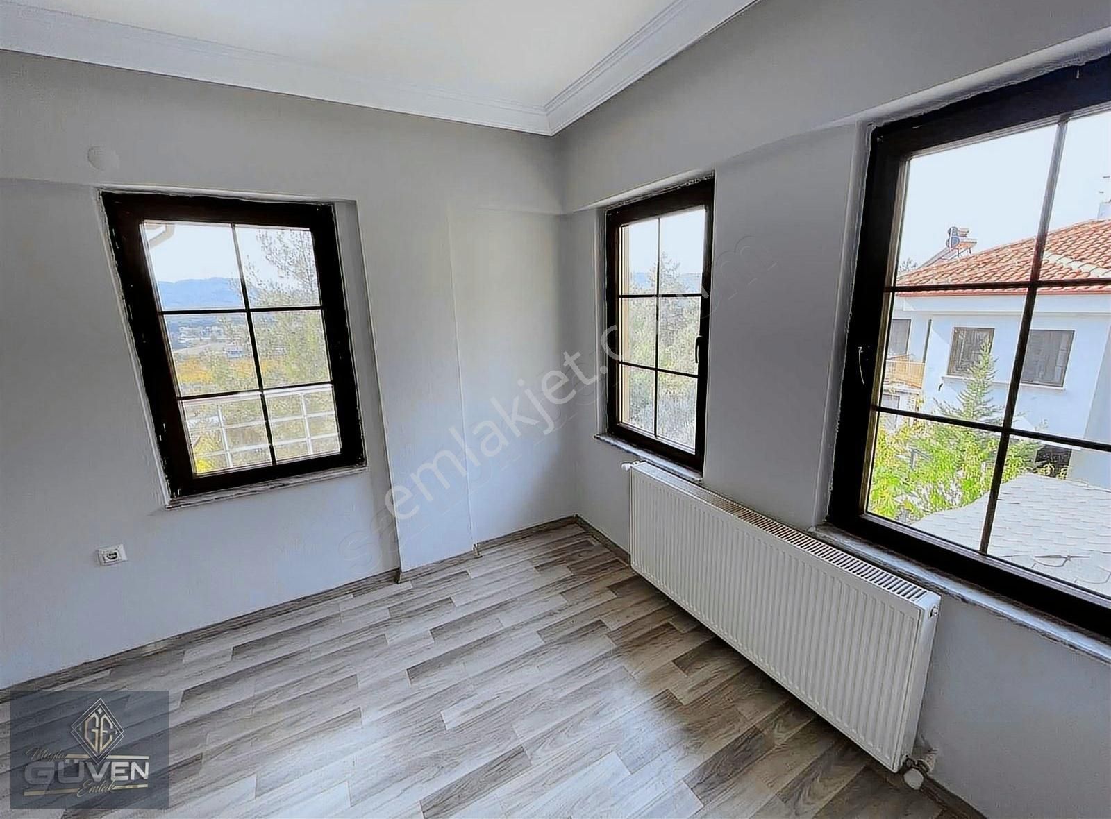 Menteşe Gülağzı Kiralık Villa GÜLAĞZINDA 8+1 KİRALIK TRİPLEX VİLLA