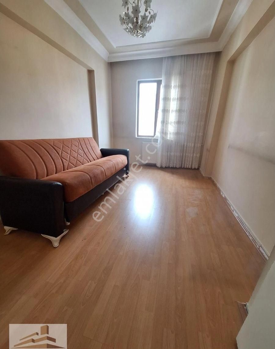 Talas Yenidoğan Kiralık Daire Talas Yenidoğan Mahallesi Kısmen Eşyalı 3+1 Kiralık Daire