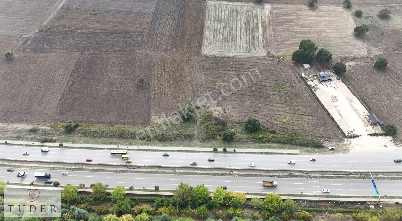 Tuder'den İzmir Yoluna Cephe 4.940 M2 Kiralık Arazi