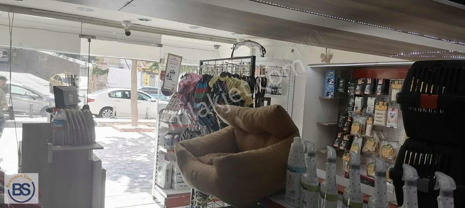 Konak Çankaya Devren Dükkan & Mağaza MİTHATPAŞA CADDESİNDE HARİKA KONUMLU PET SHOP