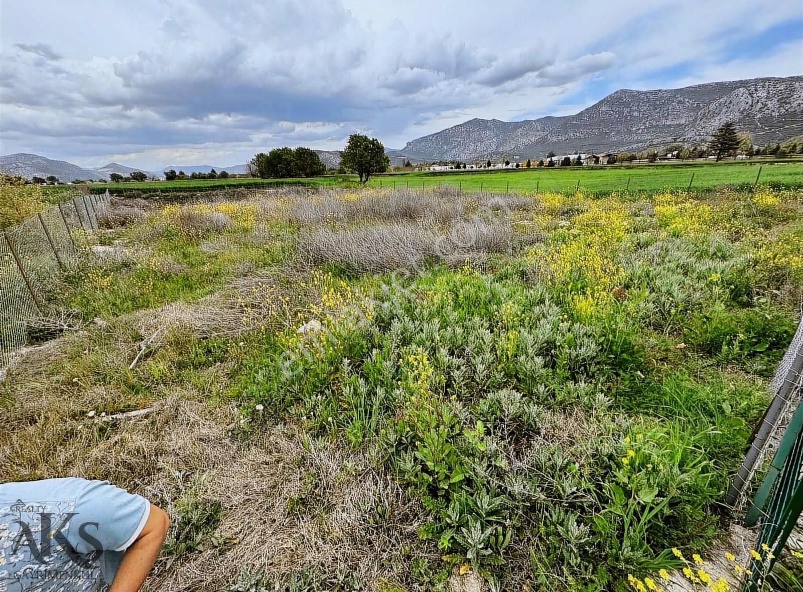 Burdur Bucak Susuz'da Etrafı Telle Çevrili 680m2 Tek Tapu - Görsel 9