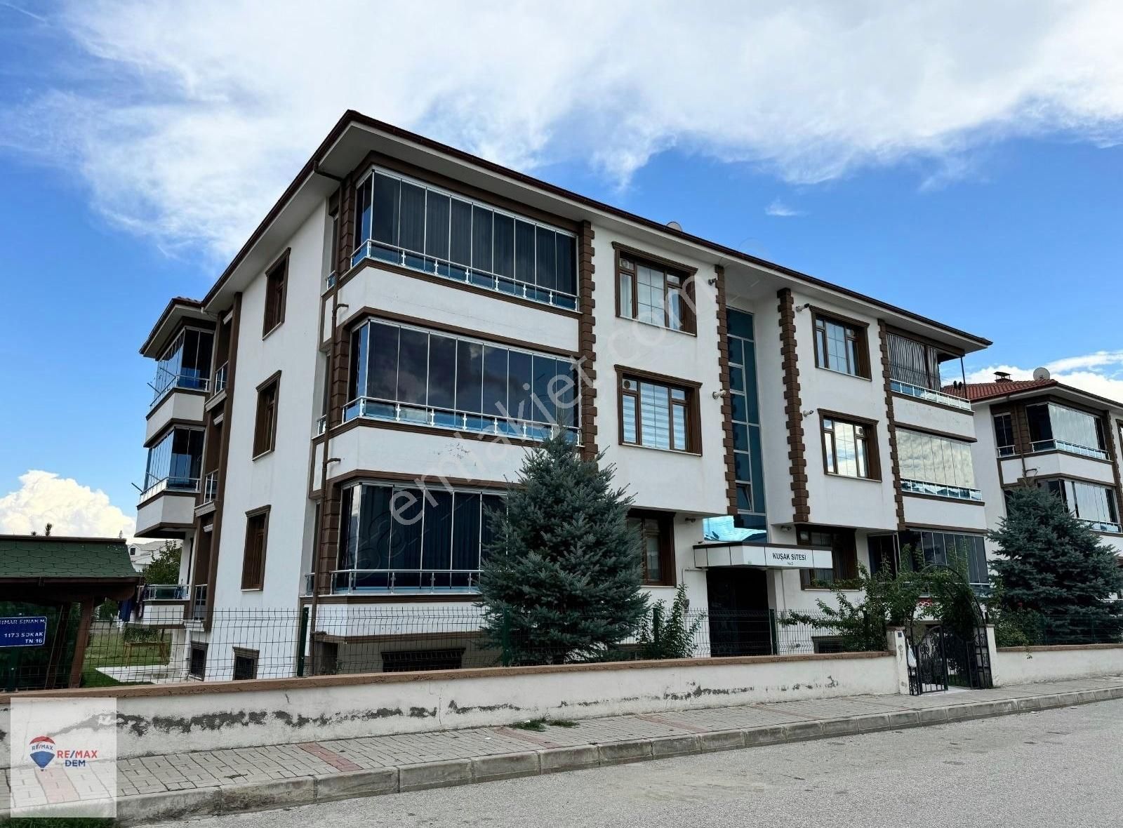 Erzincan Merkez Mimar Sinan Satılık Daire REMAX DEM DEN MİMAR SİNAN MAHALLESİNDE 140 M2 SATILIK BODRUM KAT