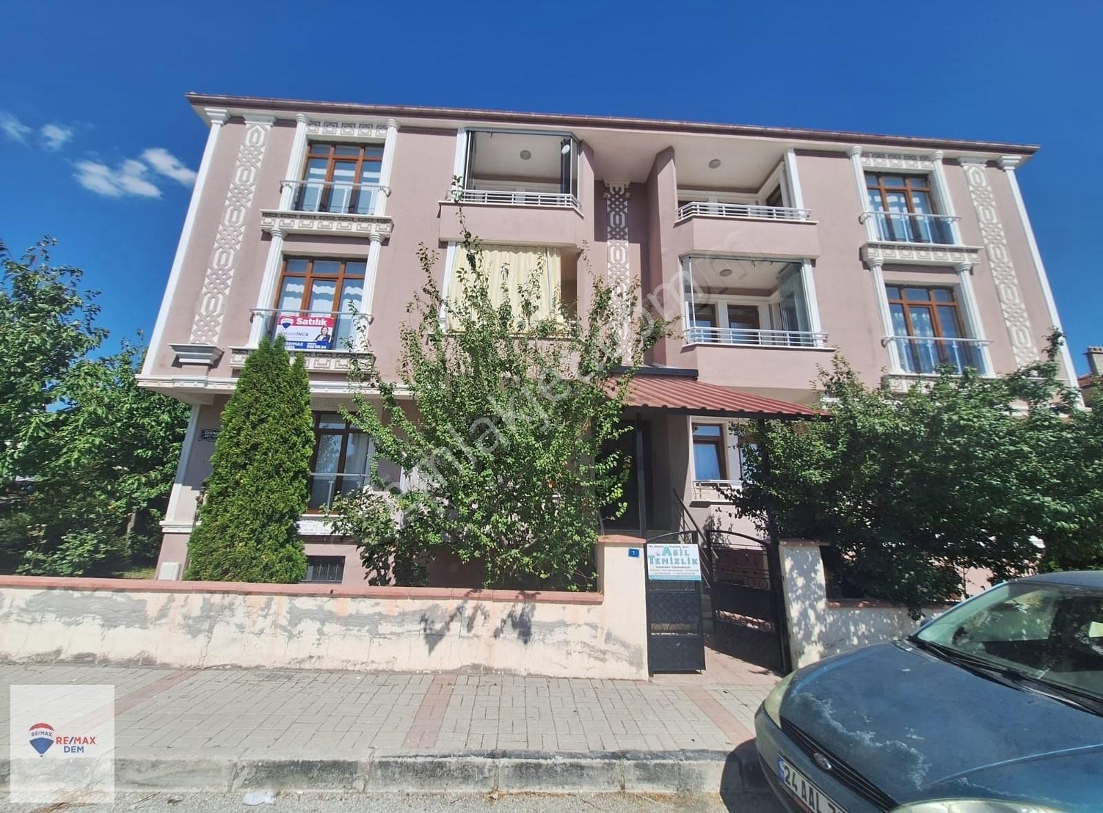 Erzincan Merkez Mimar Sinan Satılık Daire REMAX DEM DEN MİMARSİNAN MAHALLESİNDE SATILIK ARA KAT 3+1 DAİRE