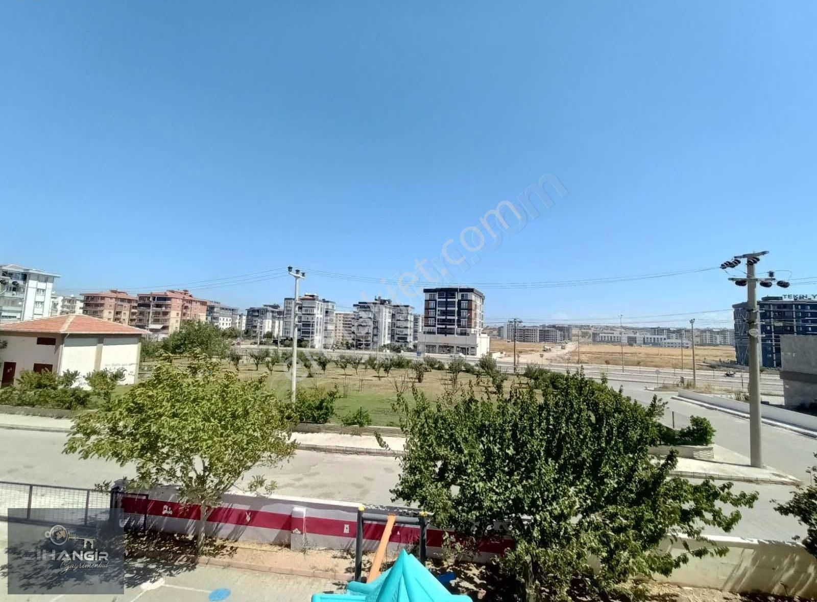 Çanakkale Merkez Esenler Satılık Daire ÇANAKKALE MERKEZ ESENLER 60 METRELİK YOL MEVKİİNDE SATILIK 3+1