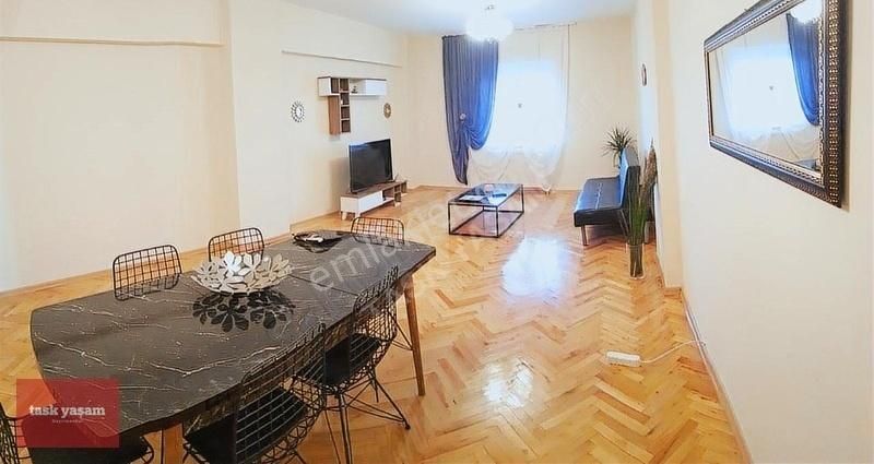 Şişli 19 Mayıs Satılık Daire CEVAHİR AVM 3DK, KAPALI GARAJ, ÇİFT BALKON GENİŞ FERAH 3+1 DAİRE