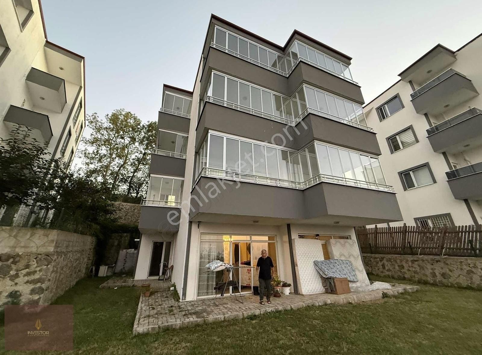 Ortahisar 1 Nolu Bostancı Satılık Villa İNVESTOR GAYRİMENKUL SATILIK DENİZ MANZARALI VİLLA