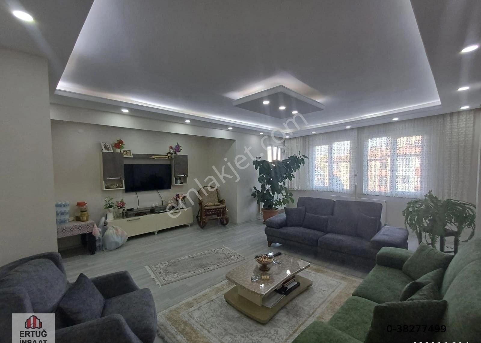 Güngören Akıncılar Satılık Daire GÜNGÖREN AKINCILAR MAHALLESİ SATILIK 4+1 DAİRE SE-18