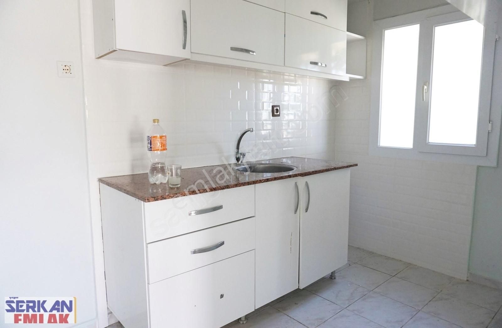 Çiğli Evka 2 Kiralık Daire Evka 2 De Kiralık 3+1 Klimalı+balkonlu Çiğli Serkan Emlak Dan