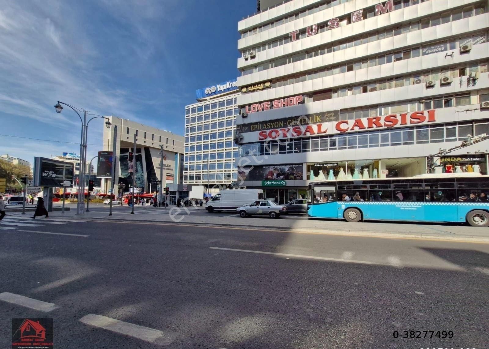 Çankaya Cumhuriyet Kiralık Ofis KIZILAY SOYSAL ÇARŞISI ALIŞVERİŞ MEREZİNDE 1. KATTA 1+1 KİRALIK BÜRO KATI.....