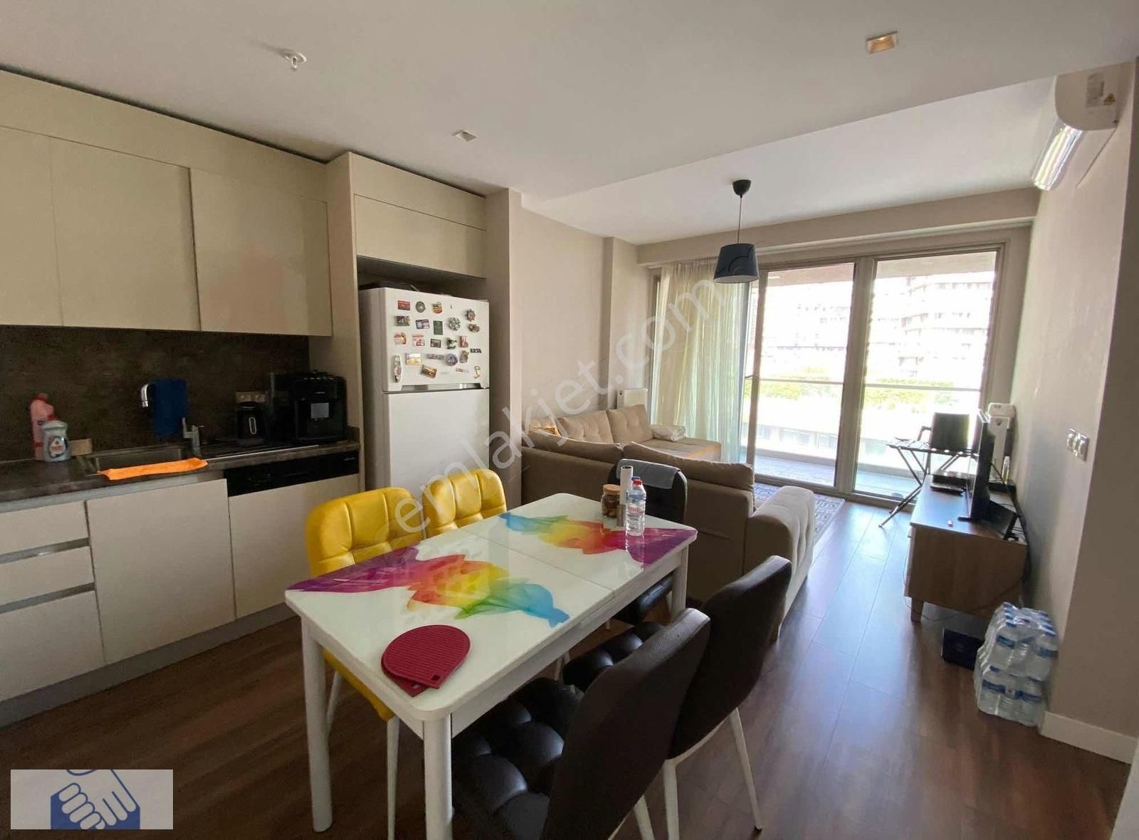 Zeytinburnu Maltepe Satılık Daire NEF İNİSTANBUL BÜYÜK M2 BALKONLU 2+1 SATILIK DAİRE