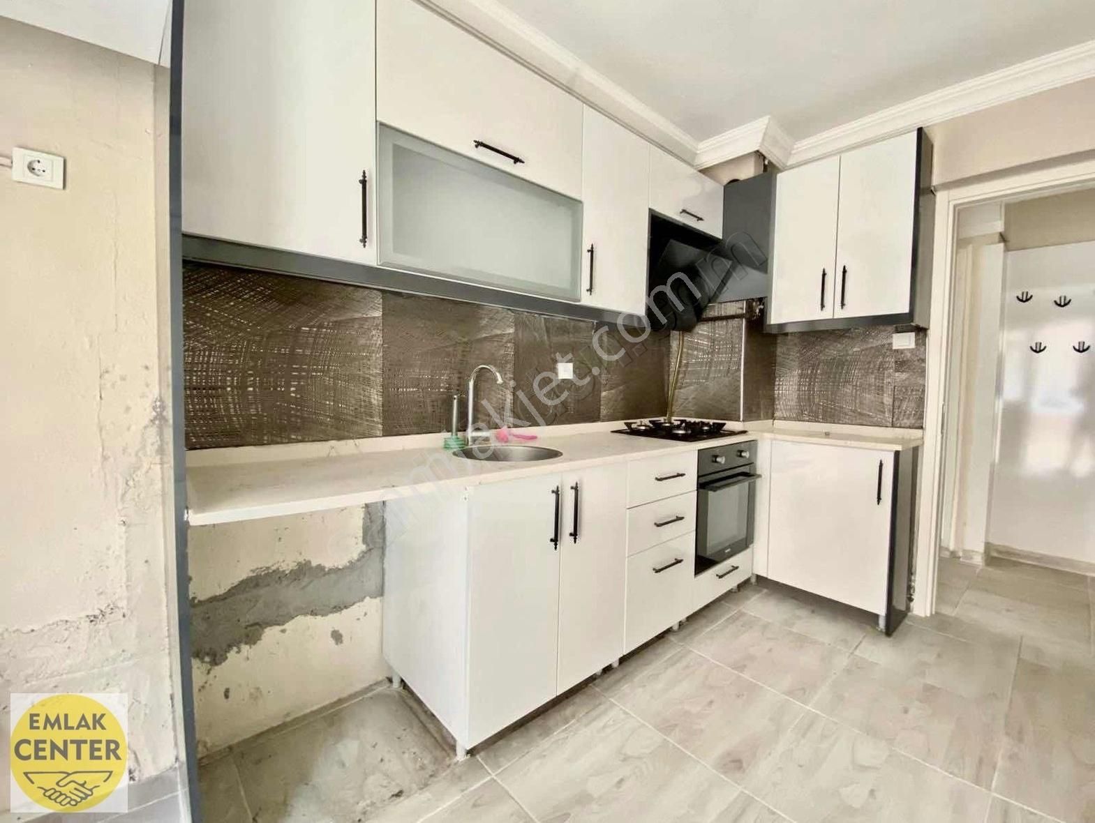 Yunusemre Uncubozköy Kiralık Daire EMLAK CENTER'DAN UNCUBOZKÖY MAH 2+1 KİRALIK ARA KAT DAİRE