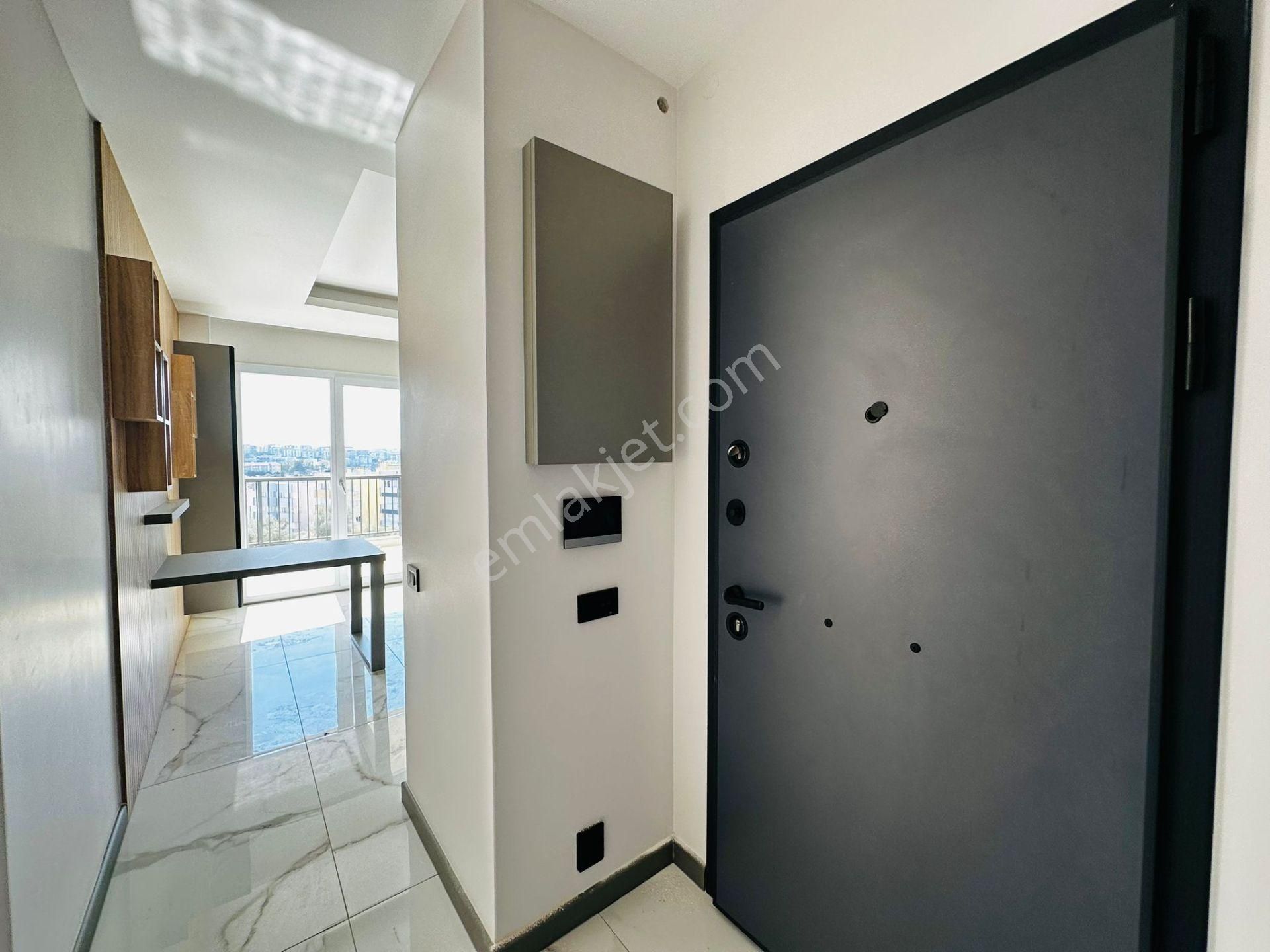Kuşadasında Satılık-7/24 Güvenlik-havuz-kapalı Otopark-yerden Isıtma-3+1-135 M2-ultra Lüx-akıllı Ev - Görsel 34