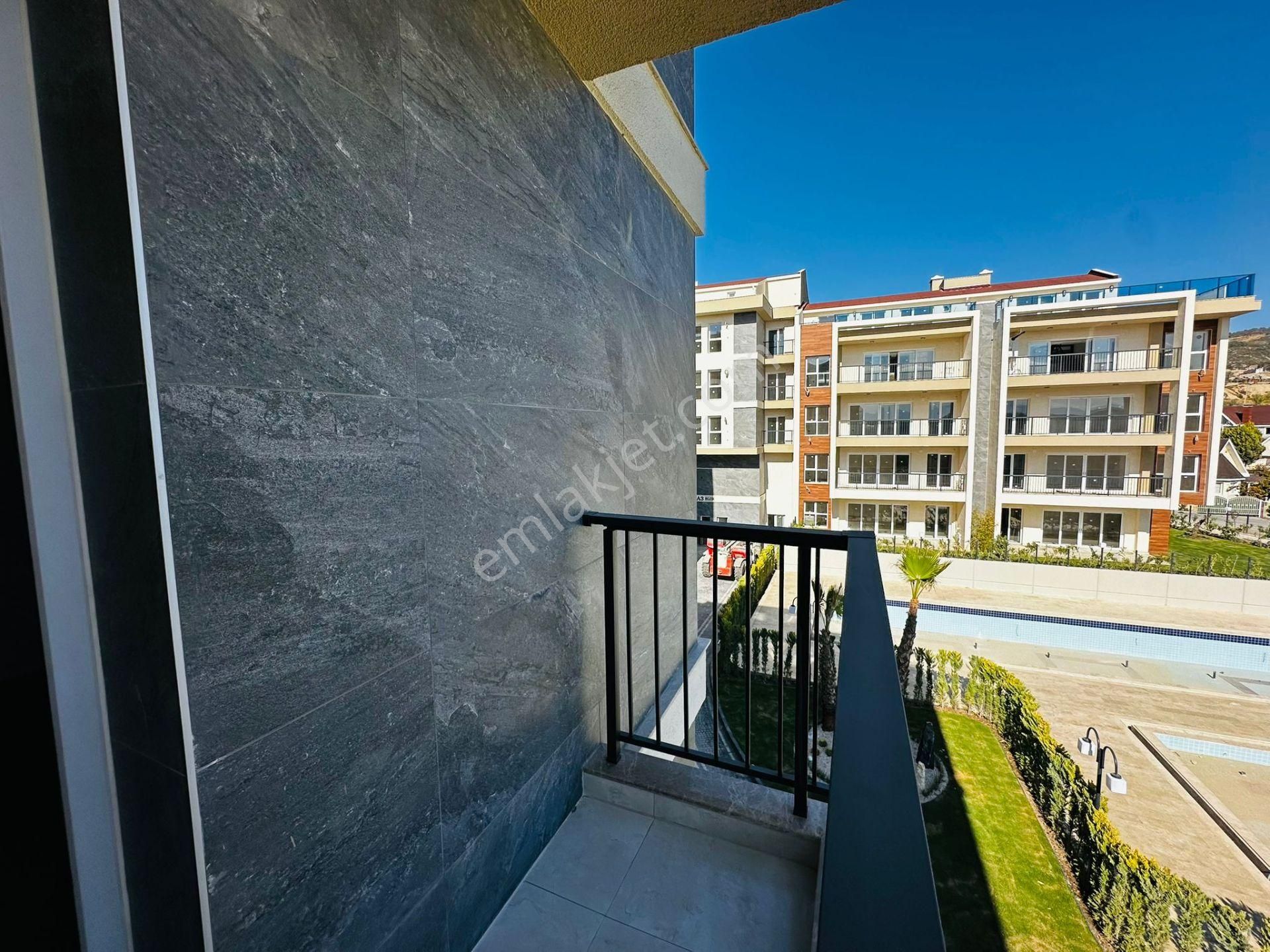 Kuşadasında Satılık-7/24 Güvenlik-havuz-kapalı Otopark-yerden Isıtma-3+1-135 M2-ultra Lüx-akıllı Ev - Görsel 30