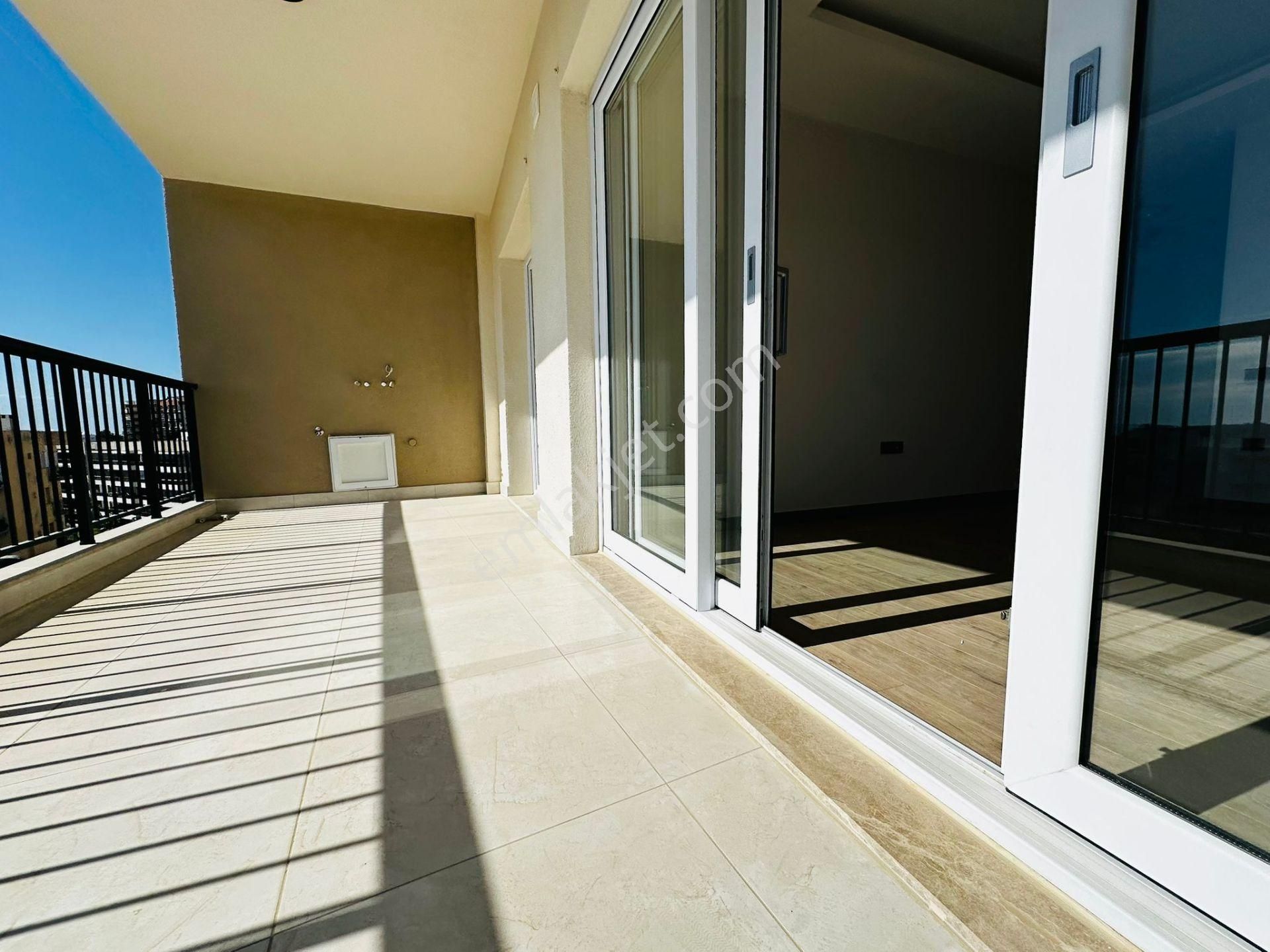 Kuşadasında Satılık-7/24 Güvenlik-havuz-kapalı Otopark-yerden Isıtma-3+1-135 M2-ultra Lüx-akıllı Ev - Görsel 20
