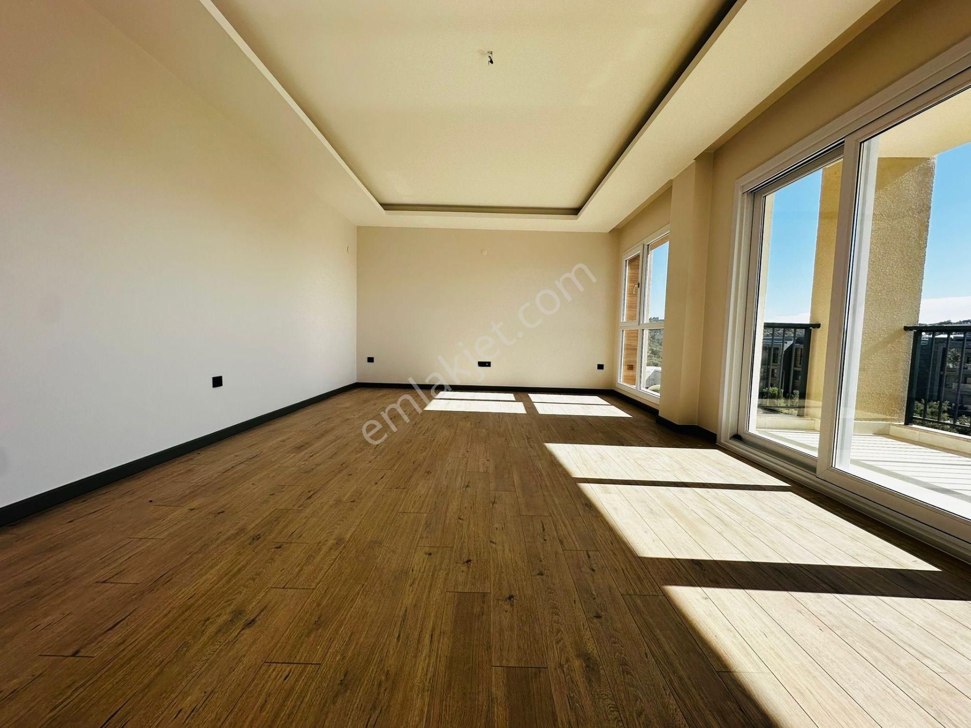 Kuşadasında Satılık-7/24 Güvenlik-havuz-kapalı Otopark-yerden Isıtma-3+1-135 M2-ultra Lüx-akıllı Ev - Görsel 7
