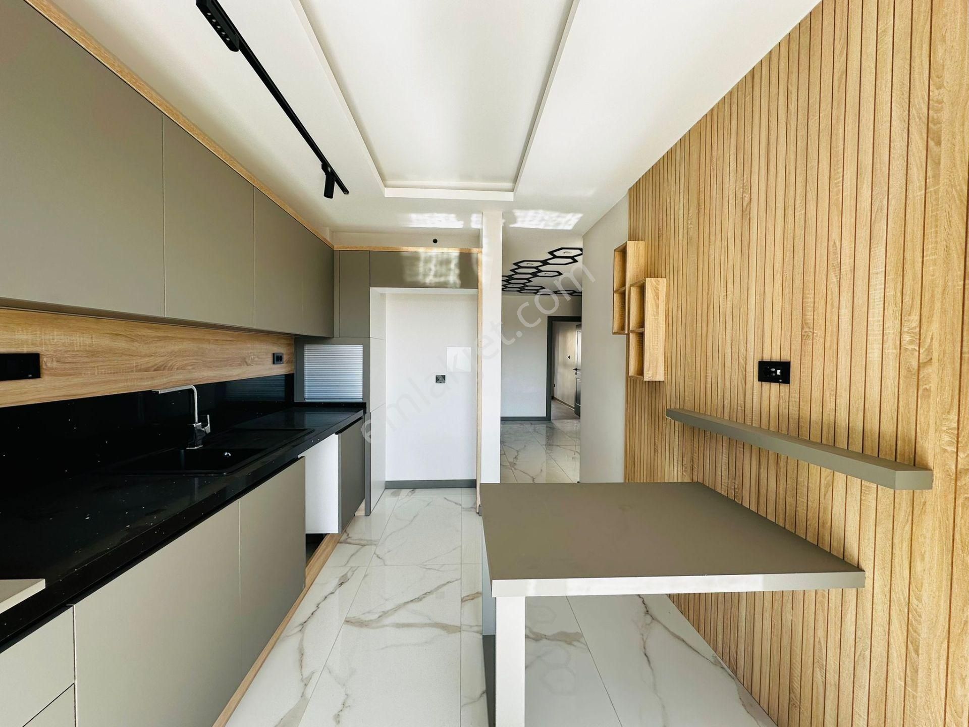 Kuşadasında Satılık-7/24 Güvenlik-havuz-kapalı Otopark-yerden Isıtma-3+1-135 M2-ultra Lüx-akıllı Ev - Görsel 17