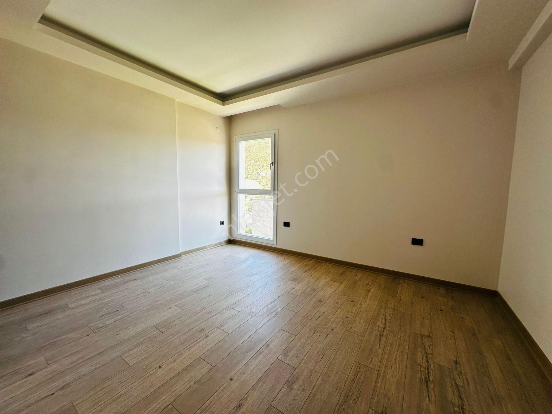 Kuşadasında Satılık-7/24 Güvenlik-havuz-kapalı Otopark-yerden Isıtma-3+1-135 M2-ultra Lüx-akıllı Ev - Görsel 27