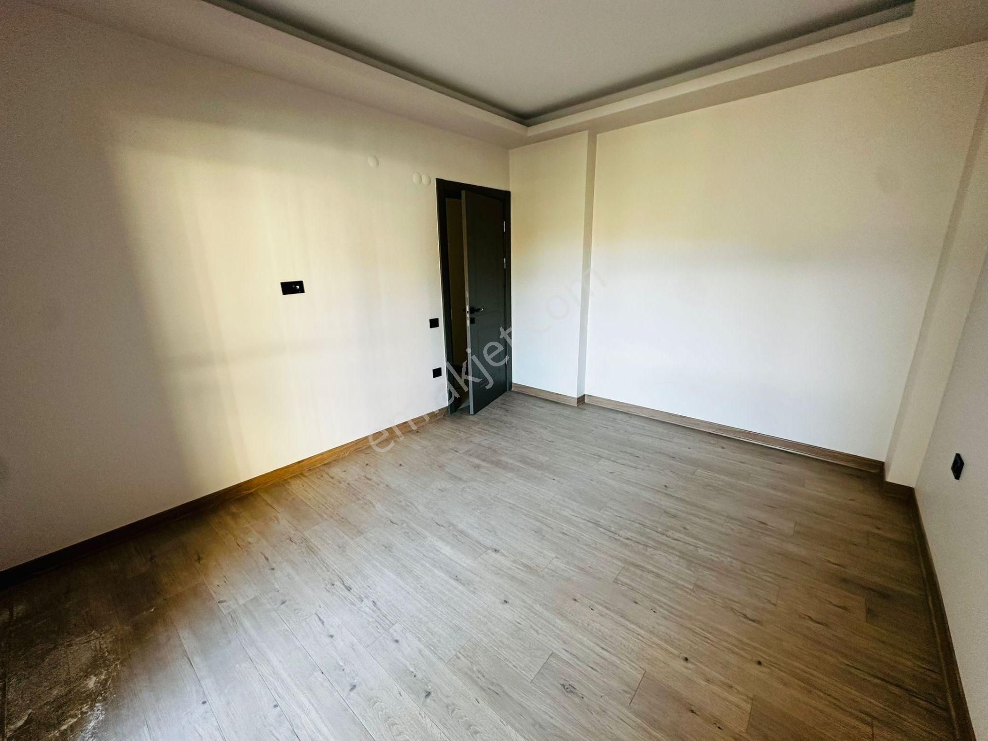 Kuşadasında Satılık-7/24 Güvenlik-havuz-otopark-yerden Isıtma-80 M2 Özel Bahçe-ultra Lüx-akıllı Ev - Görsel 28
