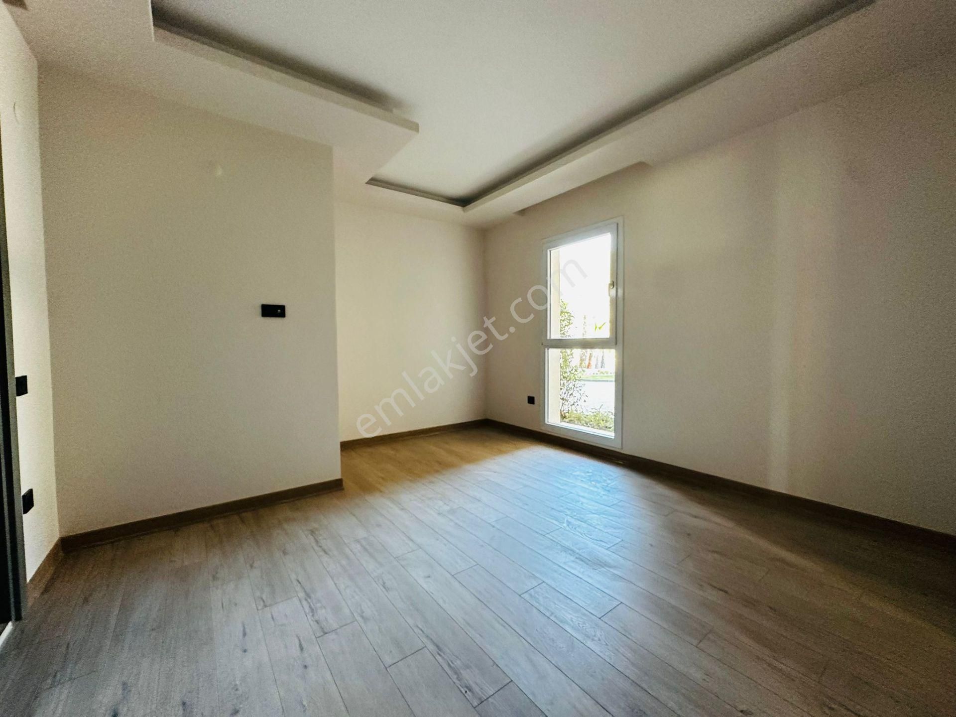 Kuşadasında Satılık-7/24 Güvenlik-havuz-otopark-yerden Isıtma-80 M2 Özel Bahçe-ultra Lüx-akıllı Ev - Görsel 33