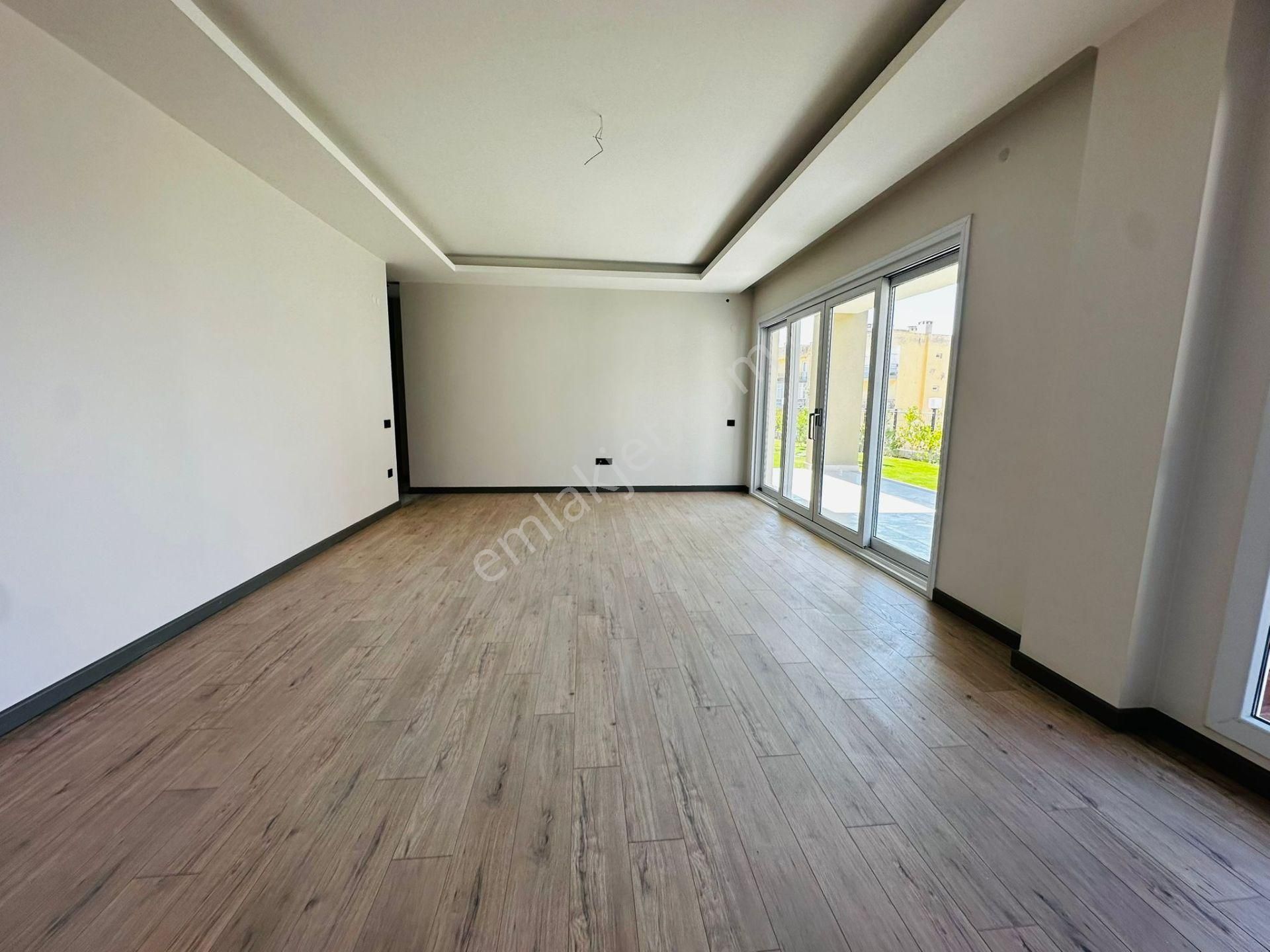 Kuşadasında Satılık-7/24 Güvenlik-havuz-otopark-yerden Isıtma-80 M2 Özel Bahçe-ultra Lüx-akıllı Ev - Görsel 16