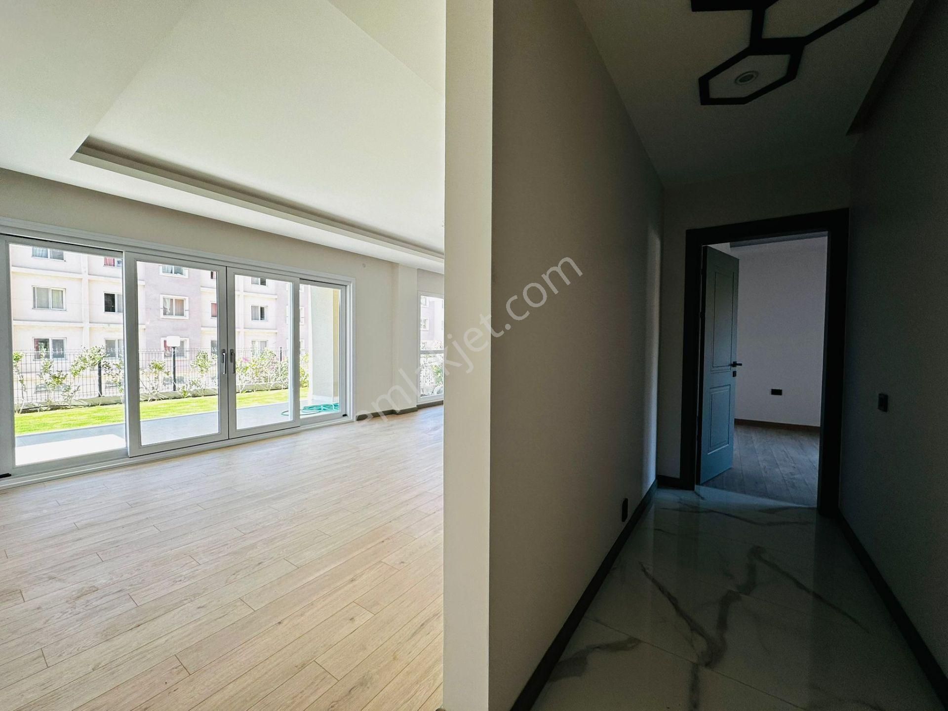 Kuşadasında Satılık-7/24 Güvenlik-havuz-otopark-yerden Isıtma-80 M2 Özel Bahçe-ultra Lüx-akıllı Ev - Görsel 26