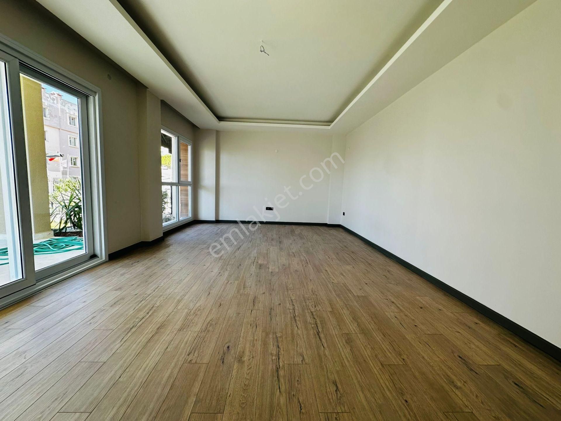 Kuşadasında Satılık-7/24 Güvenlik-havuz-otopark-yerden Isıtma-80 M2 Özel Bahçe-ultra Lüx-akıllı Ev - Görsel 13