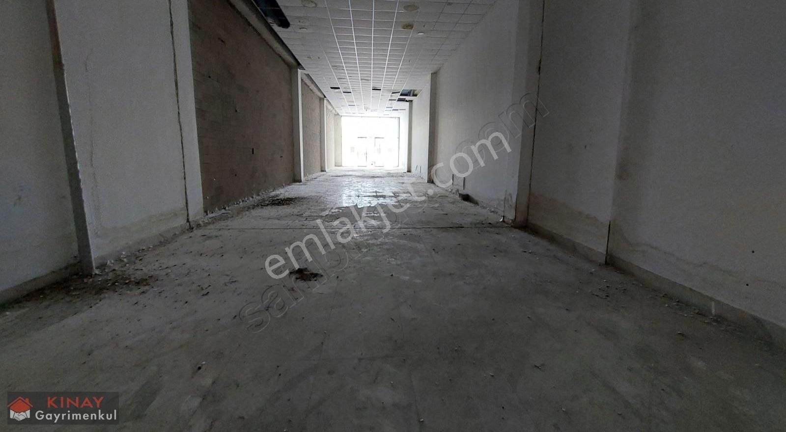 Ankara Etimesgut Kiralık Depo Eryamanda İstanbul Yolu Cepheli 230 M2 Kiralık Dükkan,depo