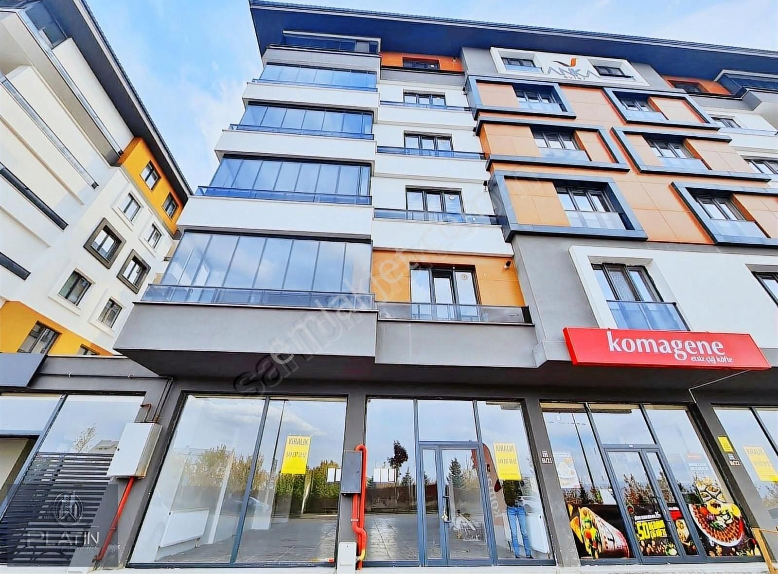 Yakutiye Üniversite Kiralık Dükkan & Mağaza Platin Gayrimenkul'den Cadde Üzeri 217m2 Kiralık Dükkan