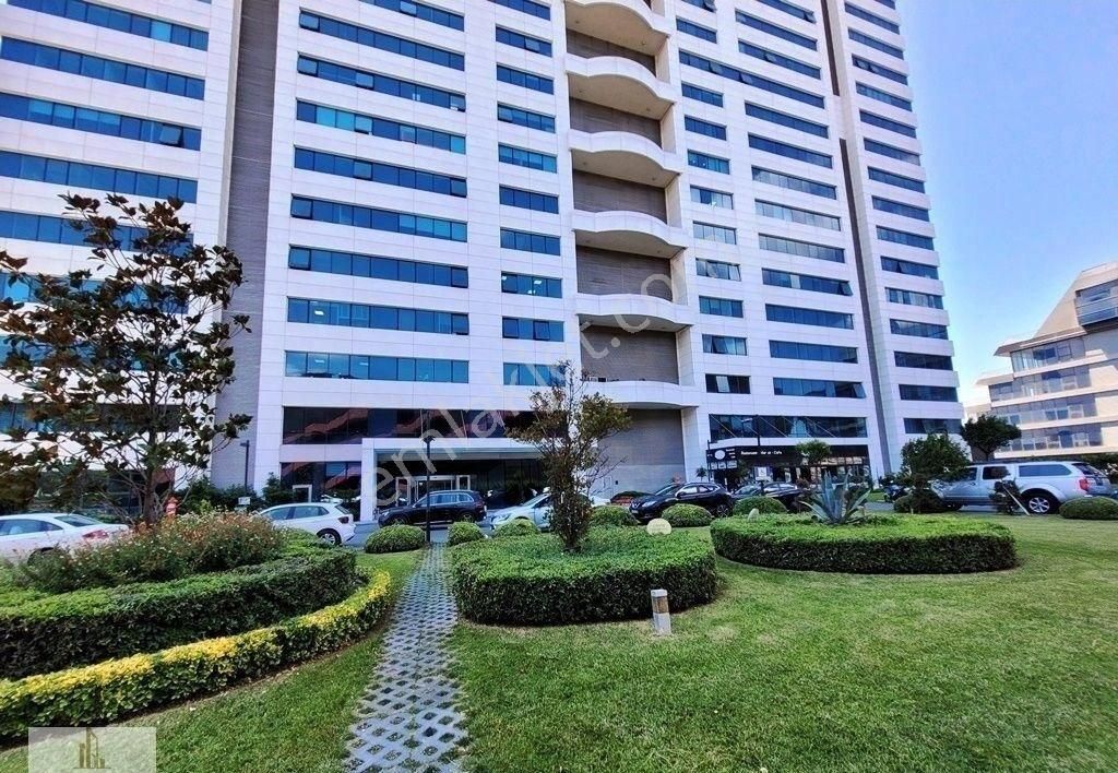 Bağcılar Mahmutbey Satılık Ofis My Offıce 212'de Satılık 260 M² 3+3 Ofis