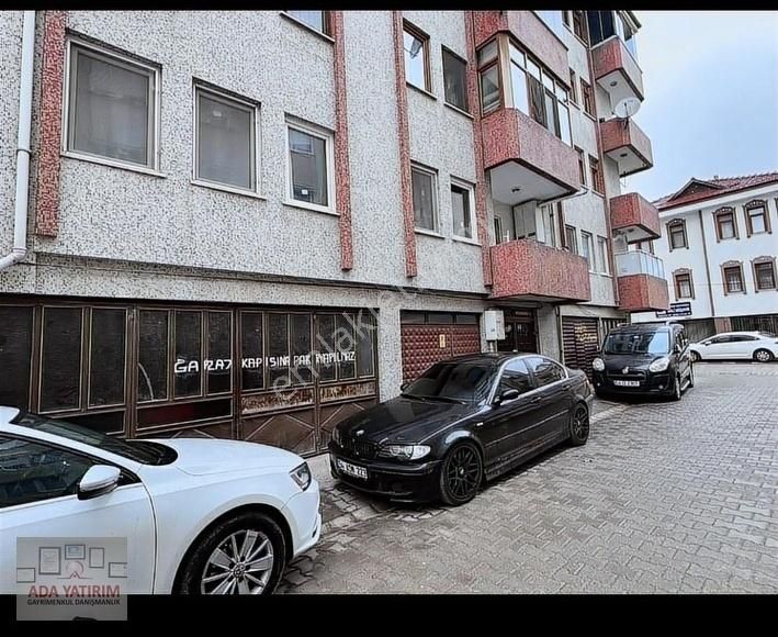 Adapazarı Yahyalar Satılık Daire ADAPAZARI YAHYALAR MAHALLESİ.. 3+1....140 M2 BRÜT DAİRE.. 1. KAT