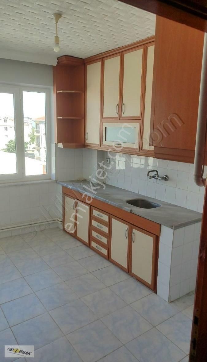 Karacabey Gazi Kiralık Daire Gazi Mahallesi 2+1 bakımlı kiralık daire