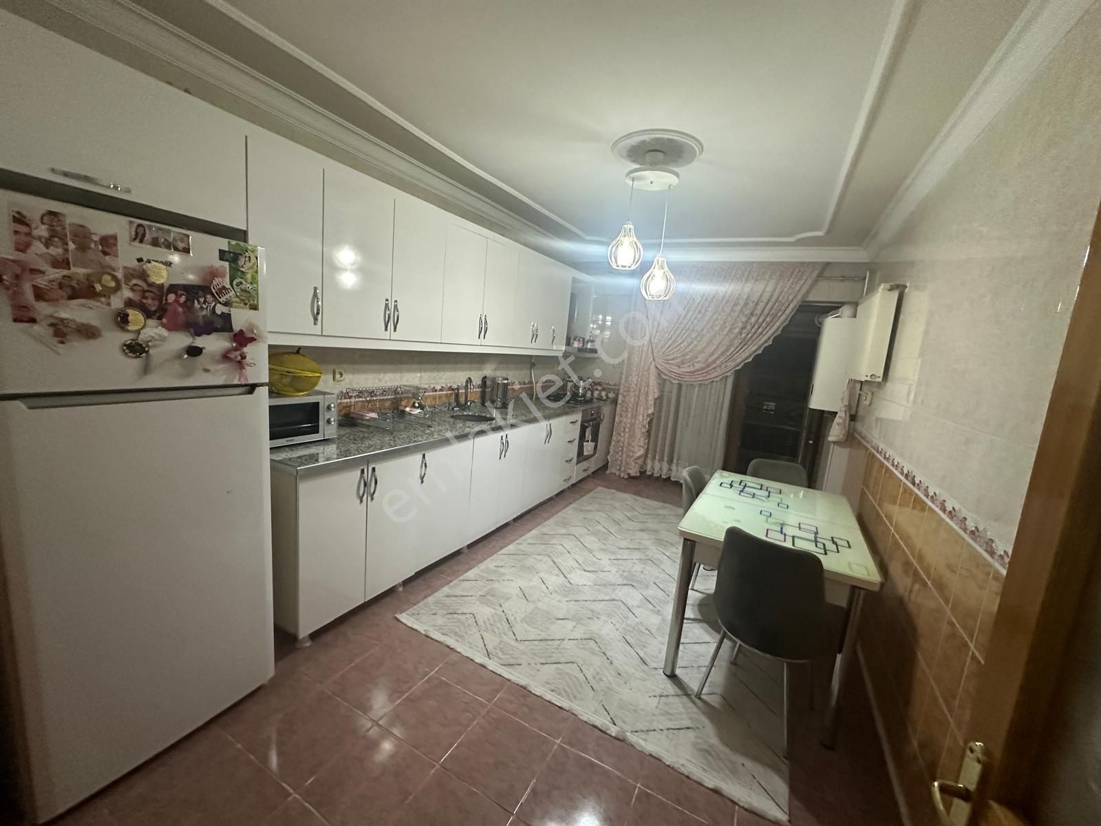 Kayapınar Diclekent Satılık Daire  DİCLEKENT ANA CADDE ÜZERİNDE PAÇACI FAZIL USTA KARŞISI 3+1 LÜX DAİRE