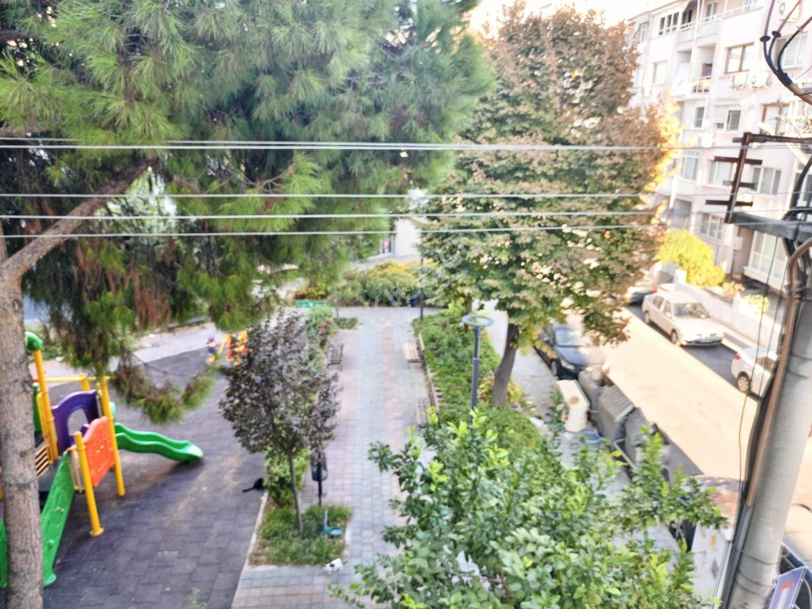 Konak Piri Reis Satılık Daire İNÖNÜ CADDE YAKINI PARK MANZARALI ARAKAT SATILIK