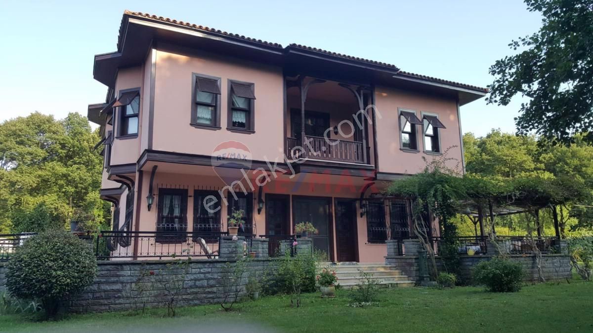 Şile Meşrutiyet Satılık Villa ŞİLEDE BUTİK BİR SİTEDE DOĞAL YAŞAMDA SATILIK VİLLA