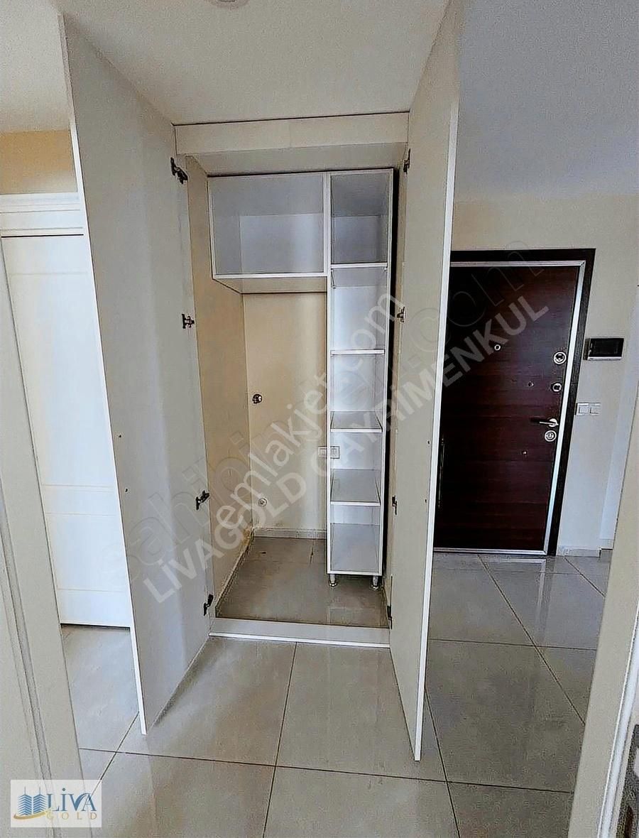 Bağcılar Göztepe Kiralık Daire Mahmutbey Metrosuna Yakın Site İçinde Arakat Kiralık 3+1 Daire