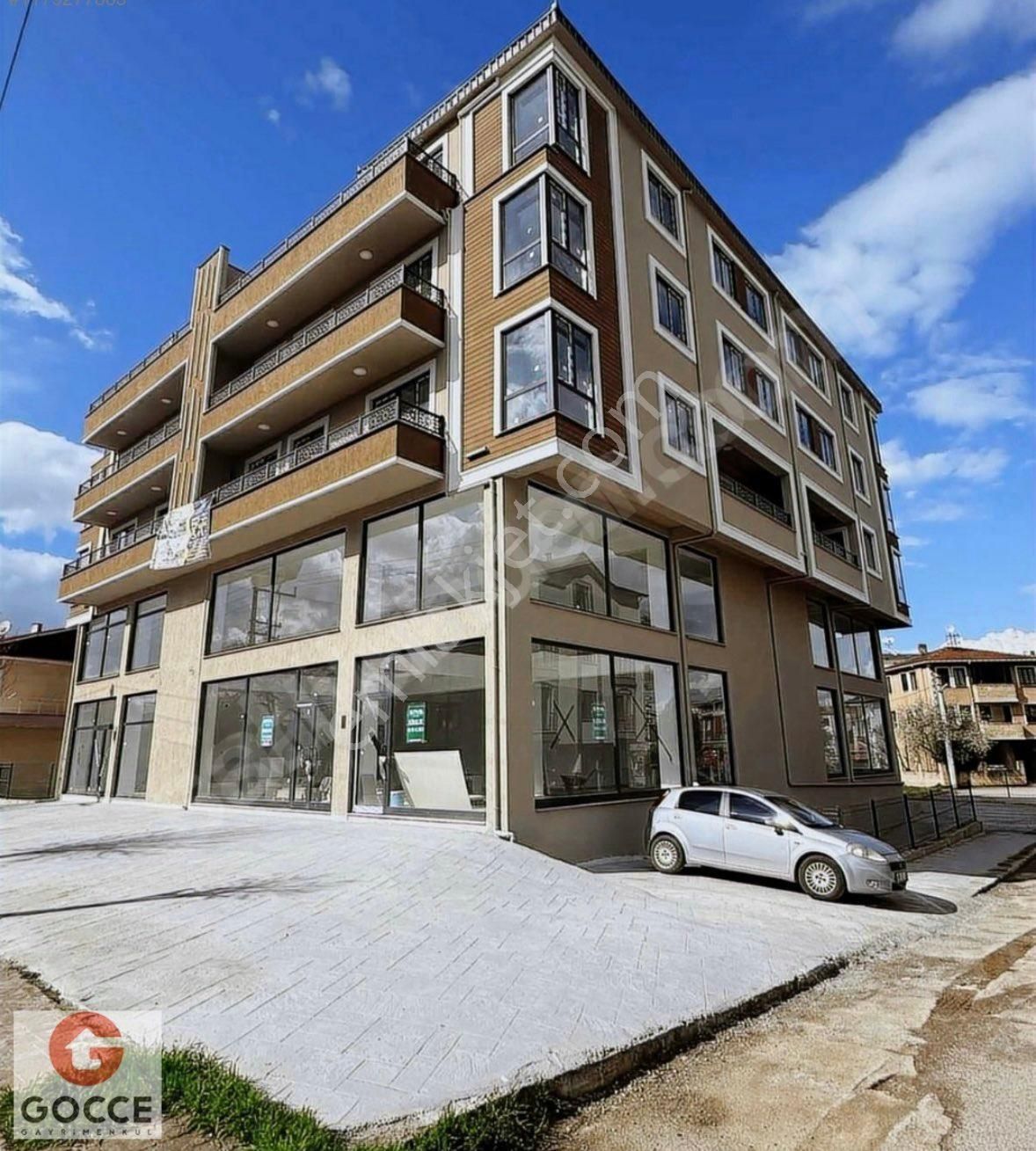 Kartepe Ertuğrul Gazi Satılık Dükkan & Mağaza 450 M2 CADDE ÜZERİ 3 CEPHELİ SATILIK İŞ YERİ