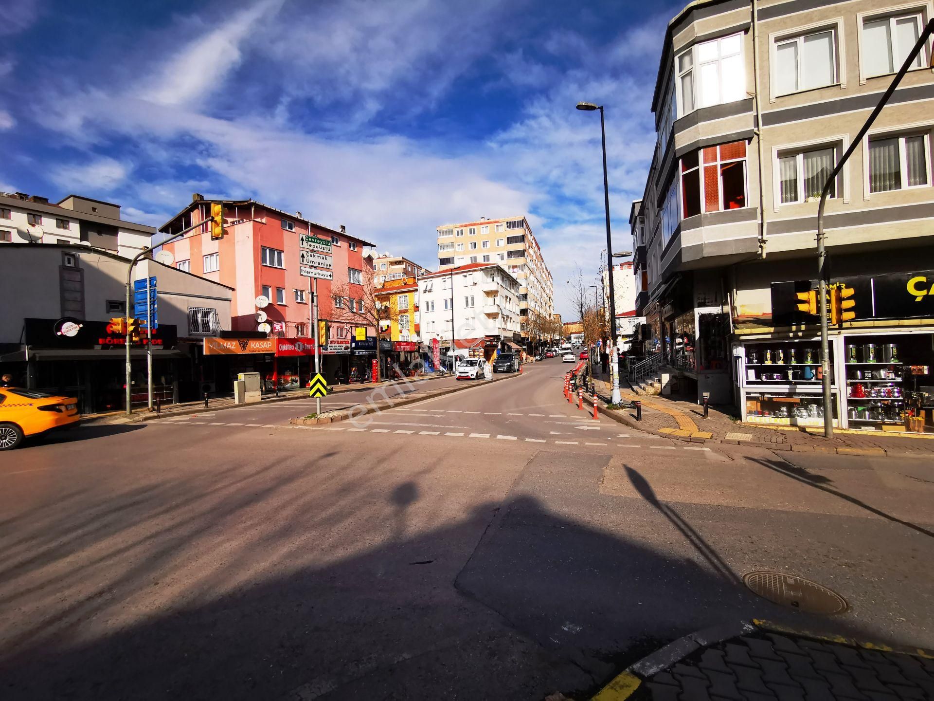 Ümraniye Mehmet Akif Satılık Daire  ALTINŞEHİR METRO YAKIN İSKANLI ÇİFT WC 125m2 ARA KAT SATILIK 3+1