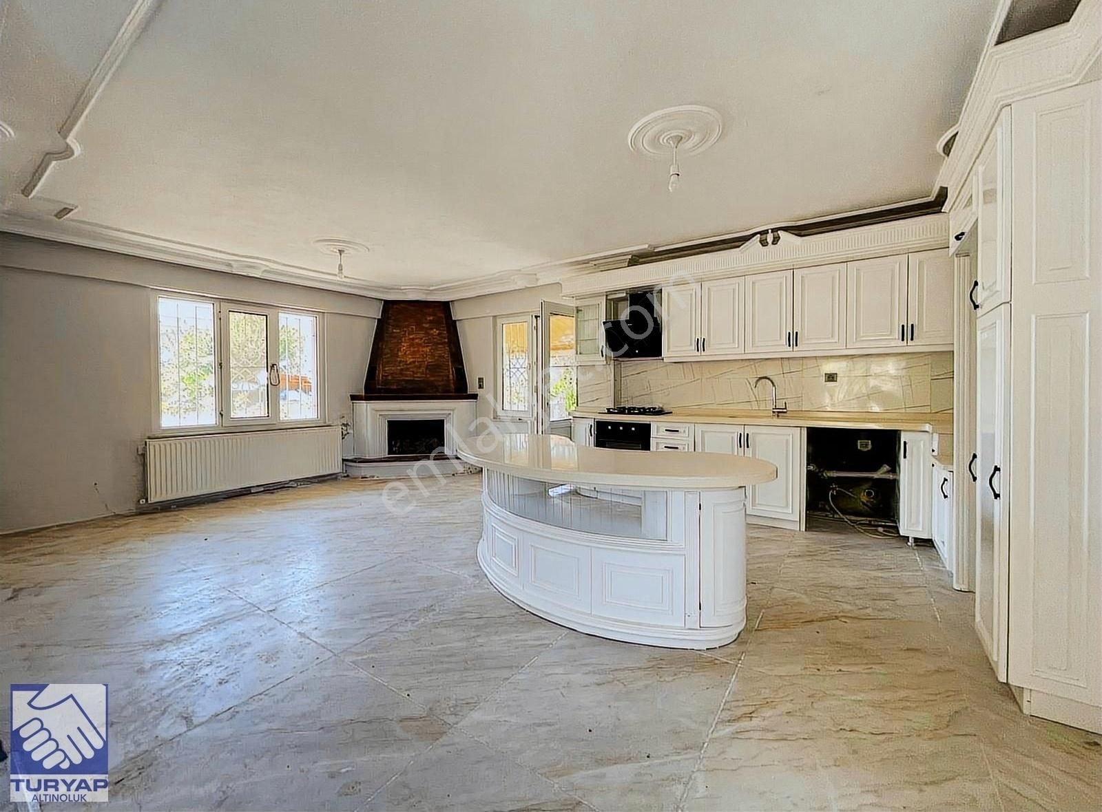 Turyap Altınoluk'tan Özel Mimarili 5+1 Müstakil Villa - Görsel 8