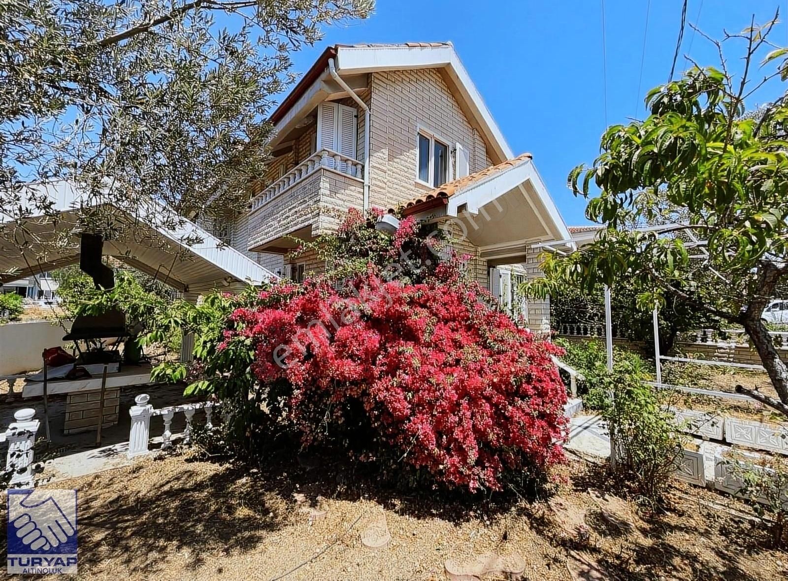 Turyap Altınoluk'tan Özel Mimarili 5+1 Müstakil Villa - Görsel 2