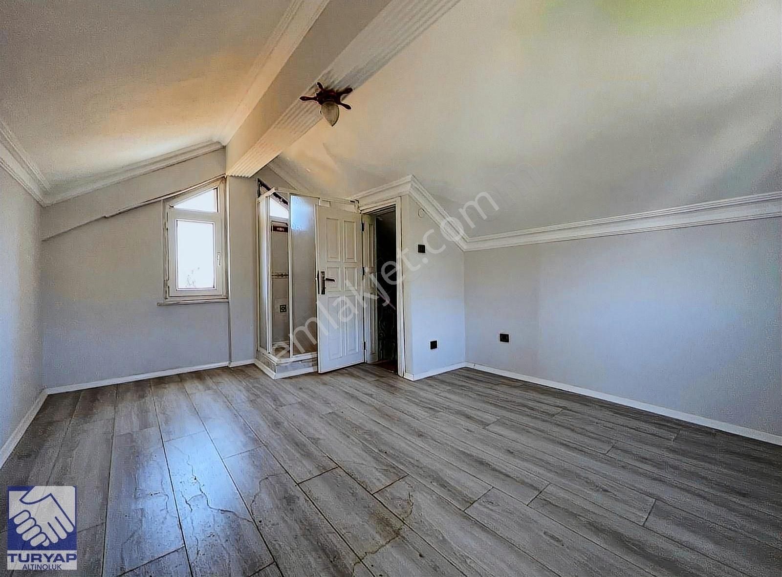 Turyap Altınoluk'tan Özel Mimarili 5+1 Müstakil Villa - Görsel 12