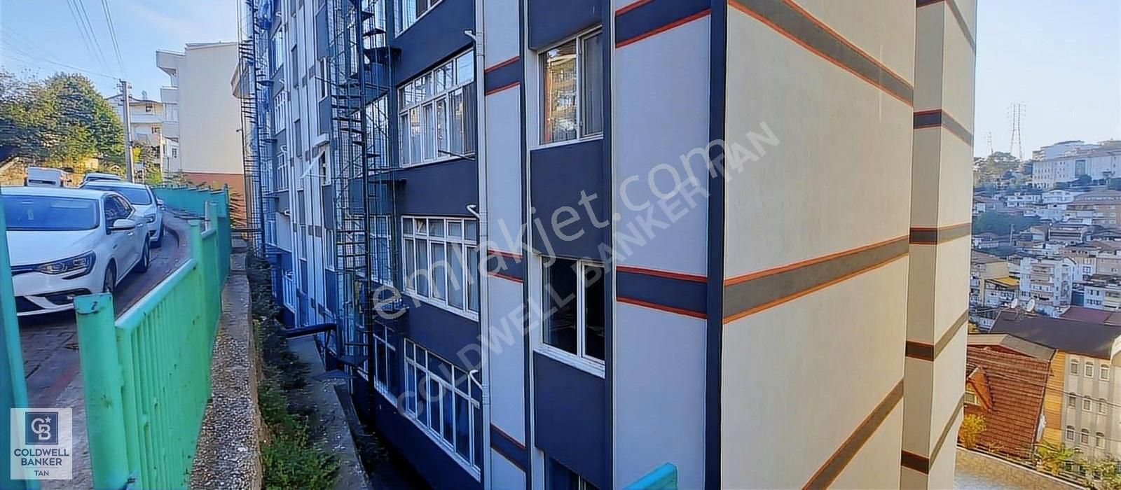 İzmit Turgut Satılık Daire TURGUT MAHALLESİNDE SATILIK 3+1 130m2 İTALYAN DUBLEKS