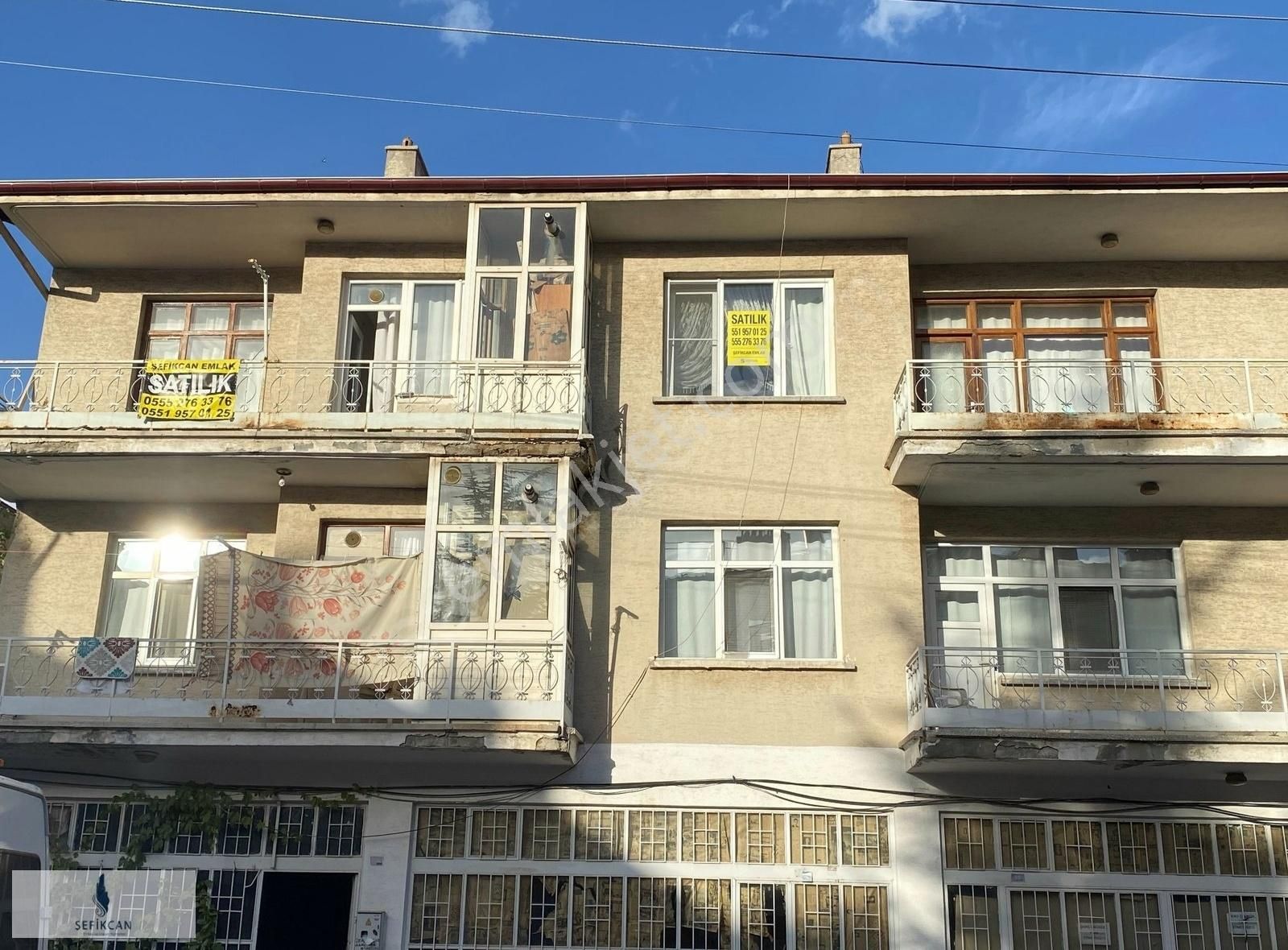 Selçuklu Bedir Satılık Daire AYDINLIK EVLERDE SATILIK 4+1 DAİRE