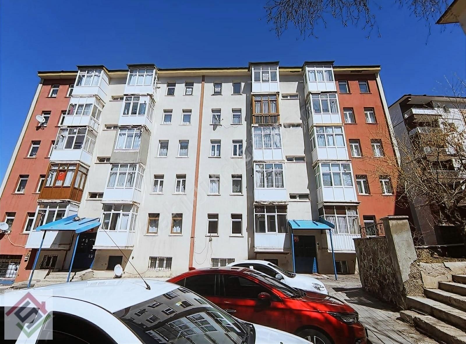 Palandöken Müftü Solakzade Satılık Daire SAĞLAM'DAN KÖŞK MAHALLESİNDE SATILIK 2+1 DAİRE TRT ARKASINDA