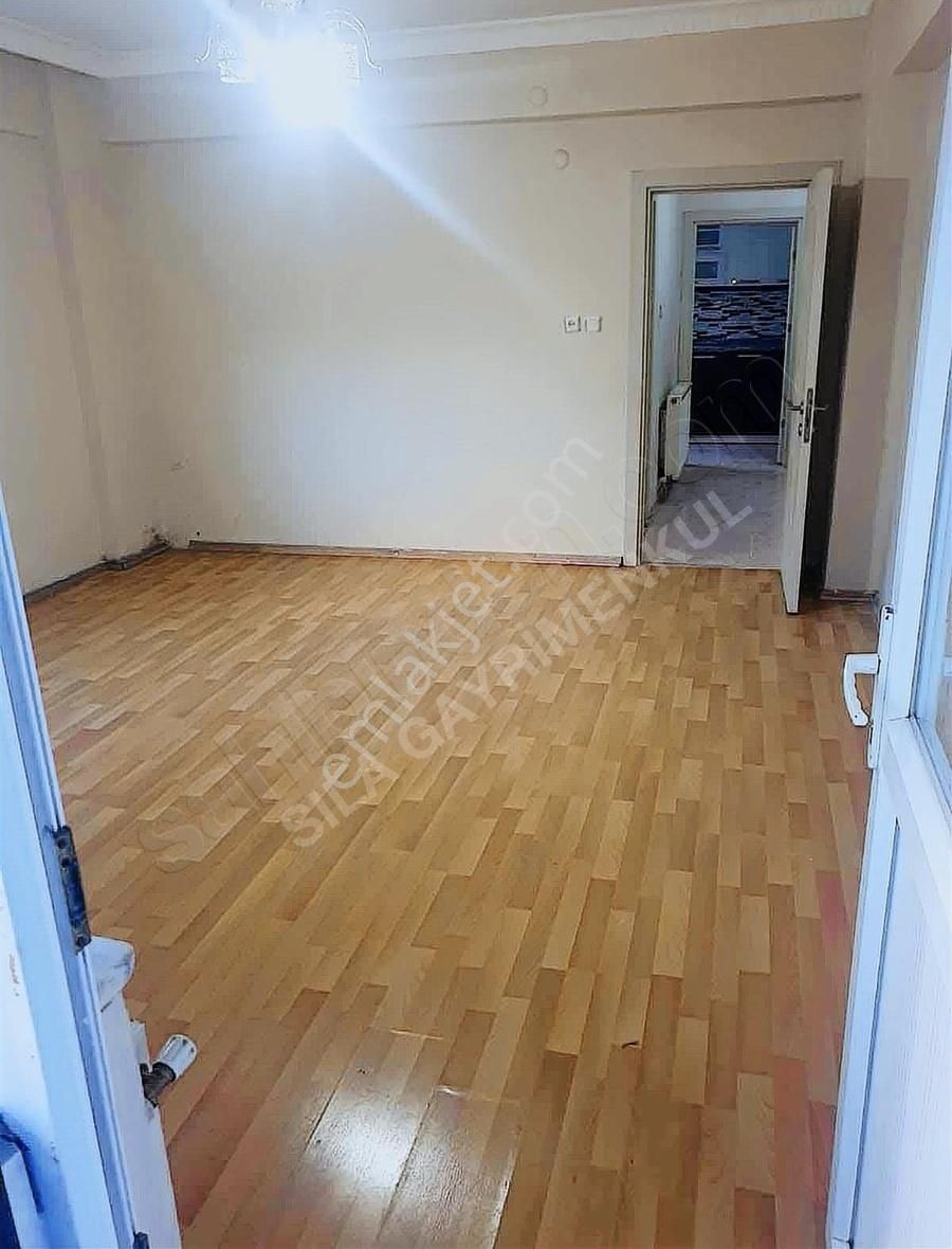 Arnavutköy İslambey Satılık Daire ACİL SATLIK FİYAT DÜŞTÜ 2+1 95 m2 YÜKSEK GİRİŞ DAİRE