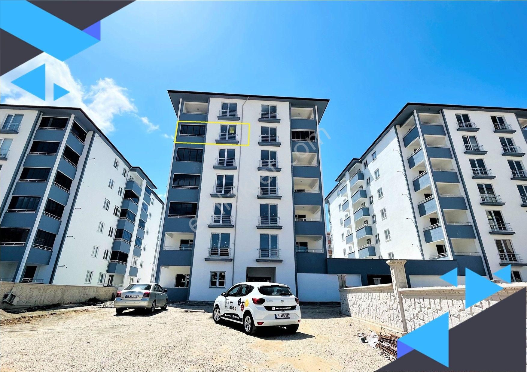 Bayburt Merkez Şingah Satılık Daire  KAPALI OTOPARKLI, ARA KAT, 3+1 SATILIK DAİRE