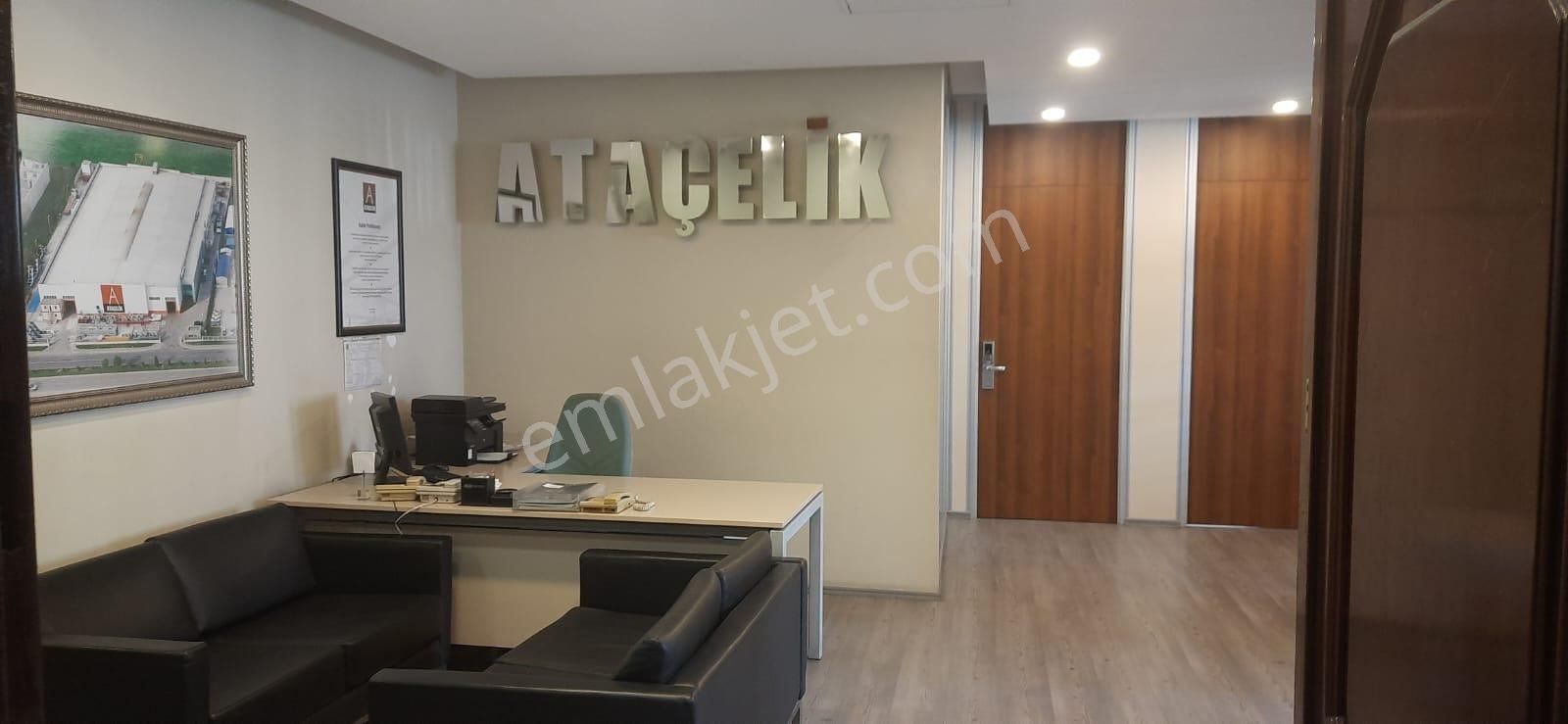 Bağcılar Mahmutbey Kiralık Büro  212 AVM Yanında Dekorasyonlu Taşınmaya Hazır 200 M2 Kiralık Ofis