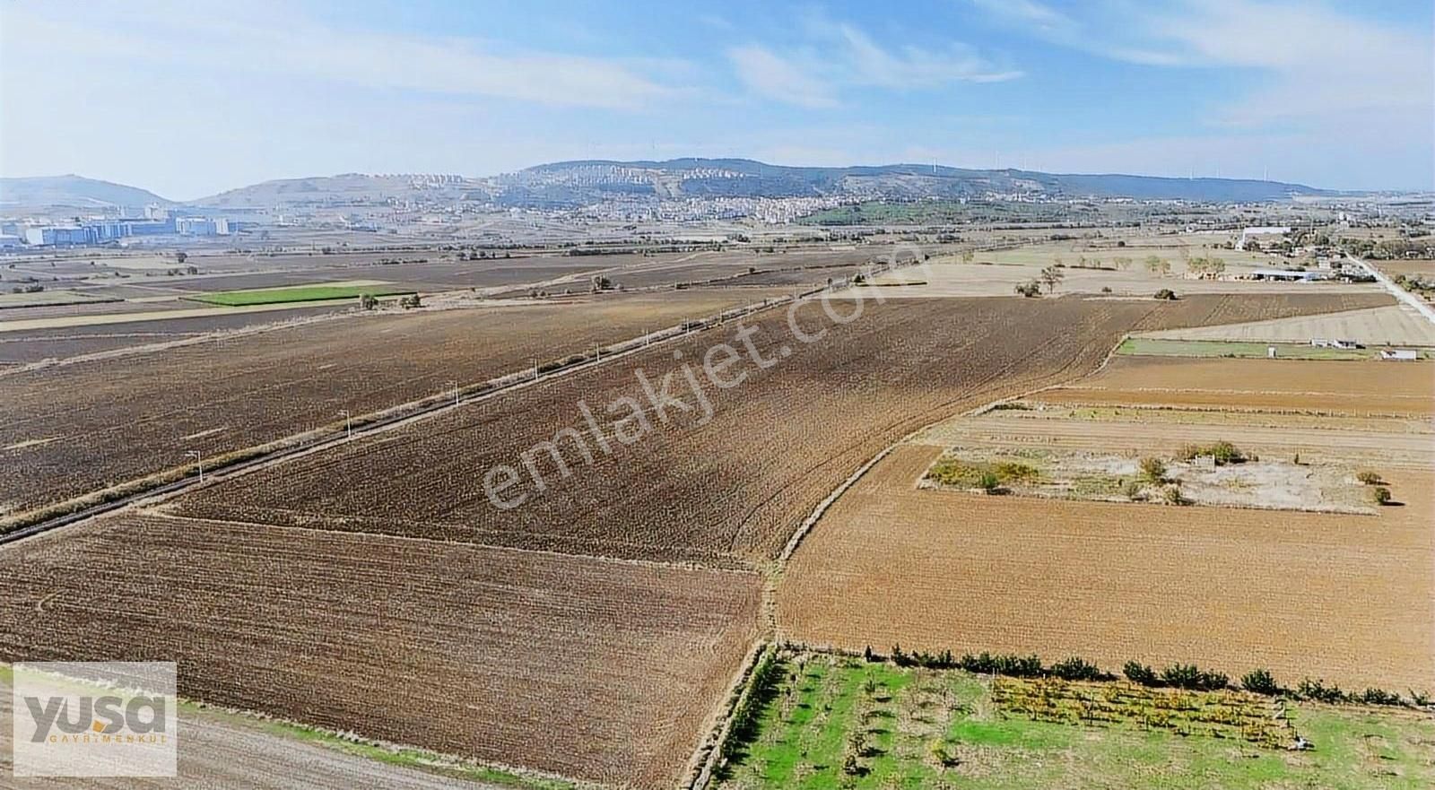 Çatalca Ferhatpaşa Satılık Tarla Yuşa'dan Çatalça Ferhatpaşa'da 676 m2 Arsa